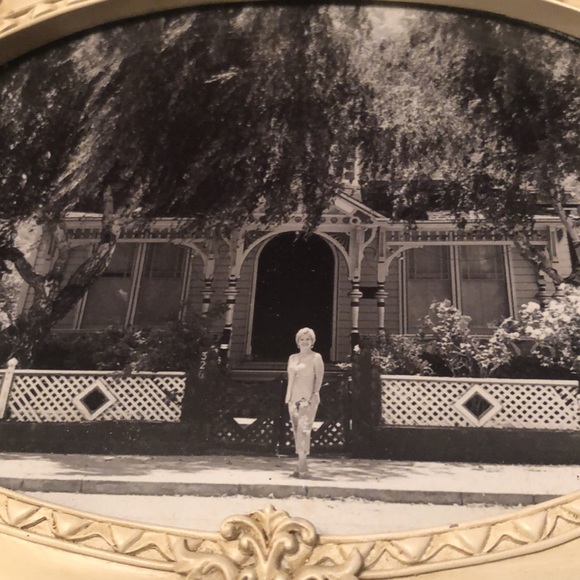 Shabby Chic Photo Frame with intricate details! - Picture 15 of 17